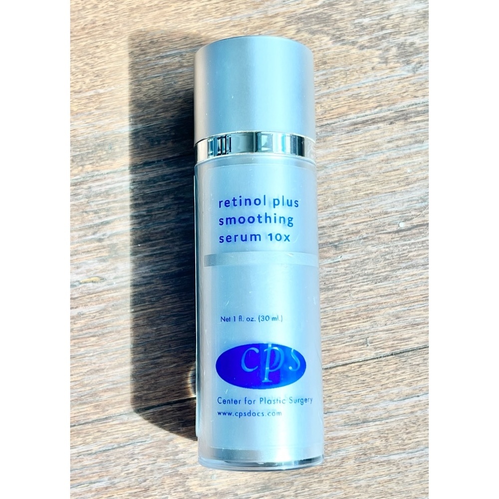 CPS Retinol Plus Smoothing Serum 10x Pump Face Lotion/Cream-Size 1 fl.oz *NEW🔖* - Picture 1 of 2